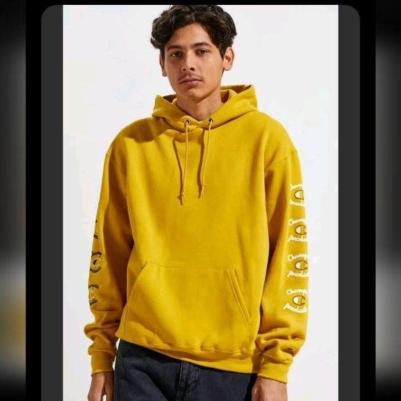 Champion Other - CHAMPION  Logo Hoodie Honey Mustard Large